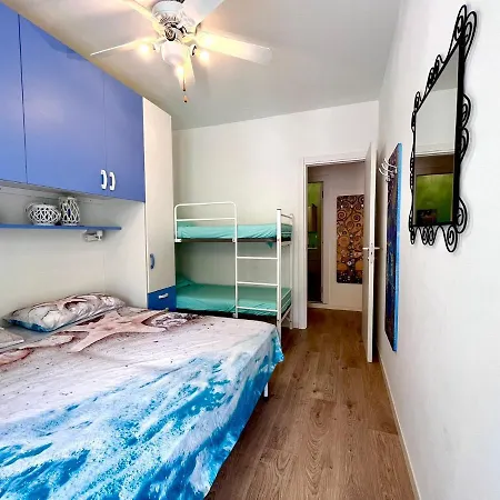 Grazioso Con Piscina E Terrazza Lejlighed